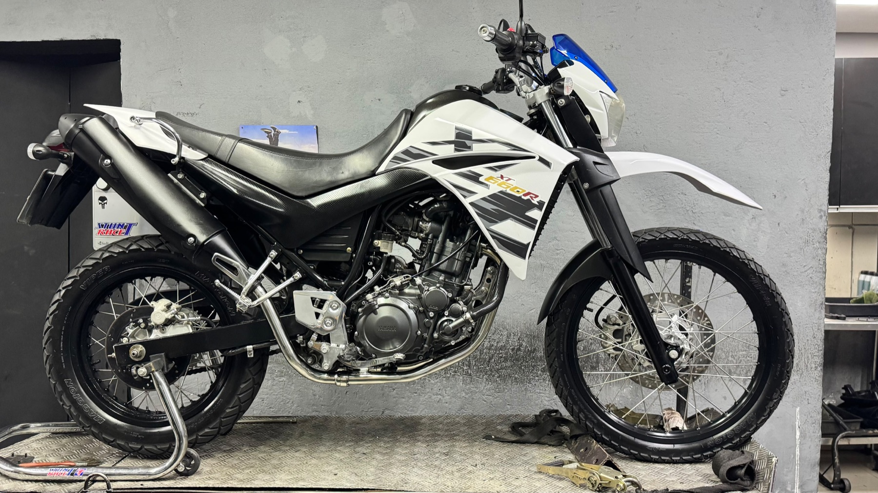 Yamaha XT 660 na oficina